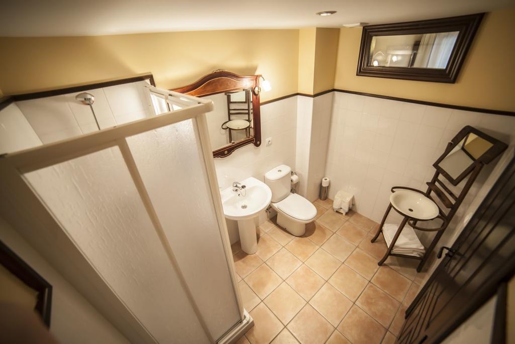 Apartamentos Cine Capicol 阿尔巴拉辛 外观 照片