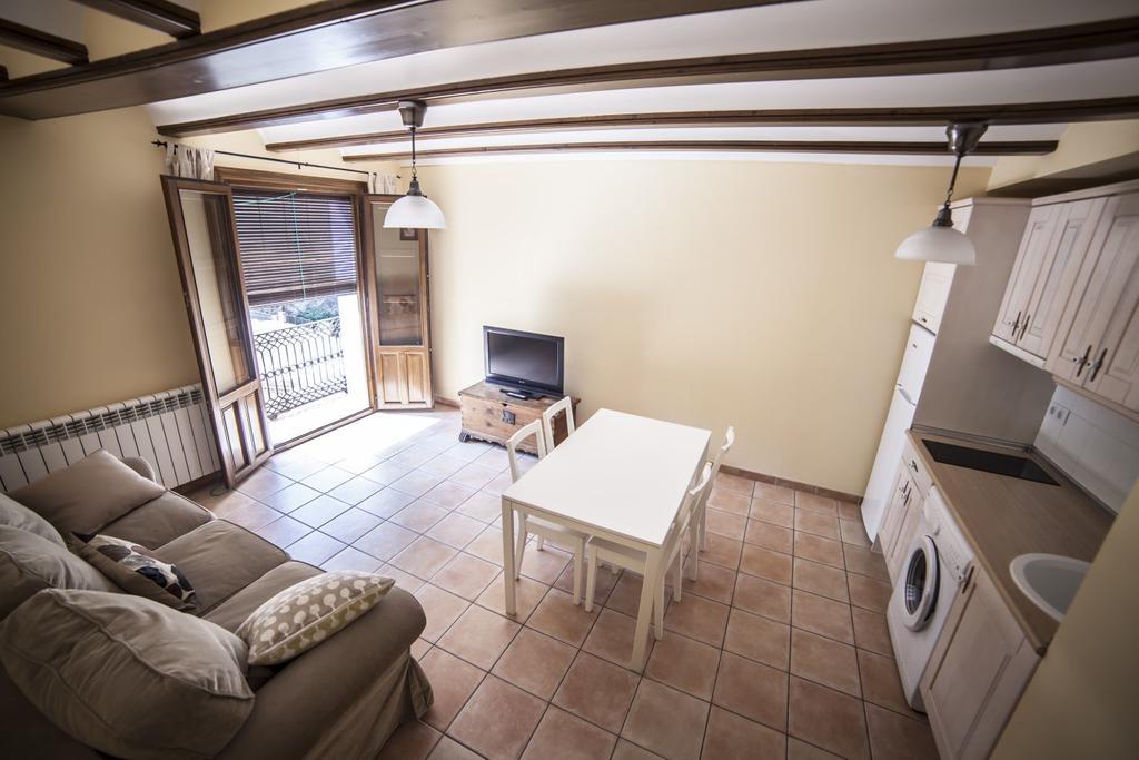Apartamentos Cine Capicol 阿尔巴拉辛 外观 照片