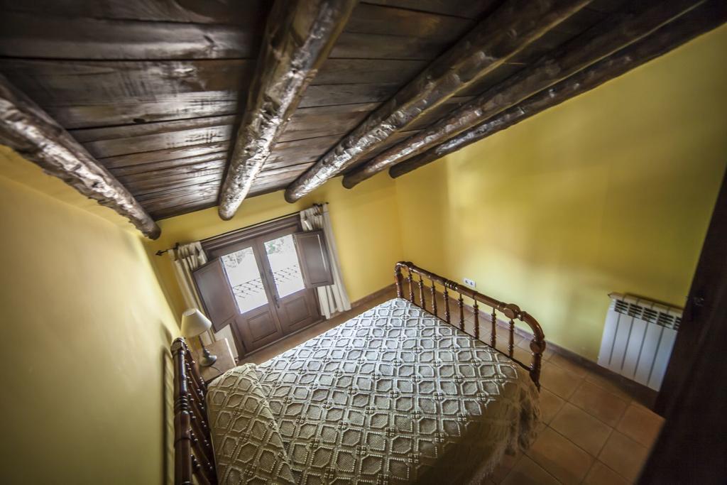 Apartamentos Cine Capicol 阿尔巴拉辛 外观 照片